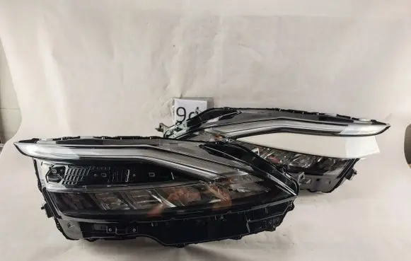 Nissan Qashqai J12 Headlights/headlamps set 