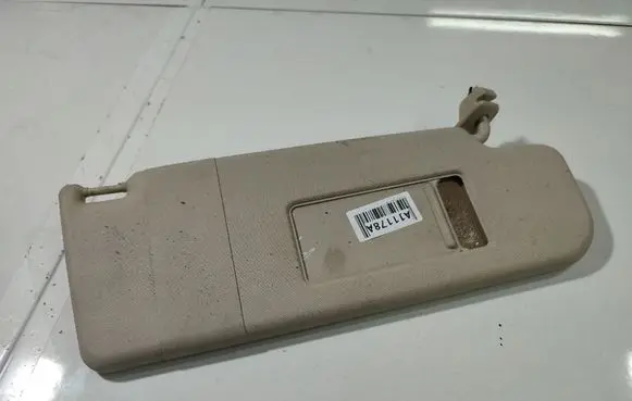 Volkswagen PASSAT CC Sun visor 