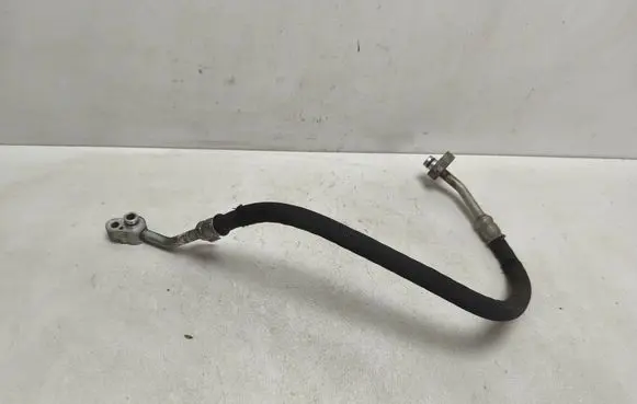 Audi A4 S4 B9 Air conditioning (A/C) pipe/hose 8W0816721B