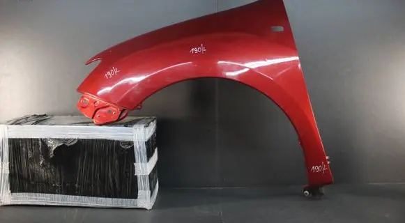 Dacia Logan II Fender mounting bracket 