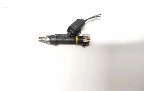 Mazda 6 Fuel injector