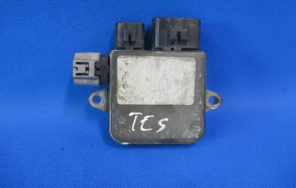 Tesla Model S Coolant fan relay 