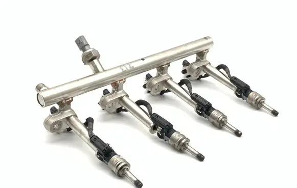 Volvo S90, V90 Fuel injectors set 31410835 32203286