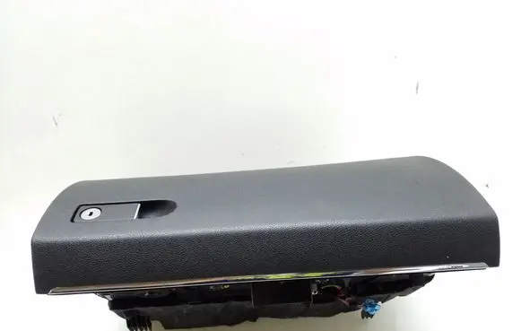 Mercedes-Benz C W204 Glove box A2046800491