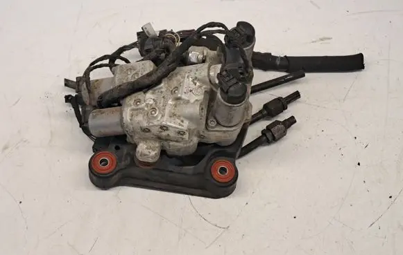 BMW 7 F01 F02 F03 F04 Air suspension compressor 106410106775258