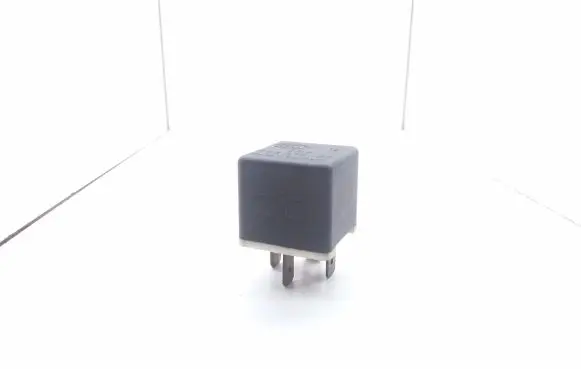 Jaguar XJ X40 Other relay 00351033