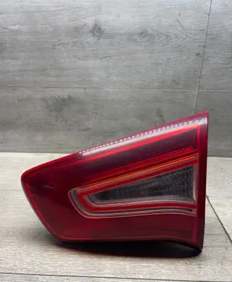 KIA Sportage Tailgate rear/tail lights 924063W0