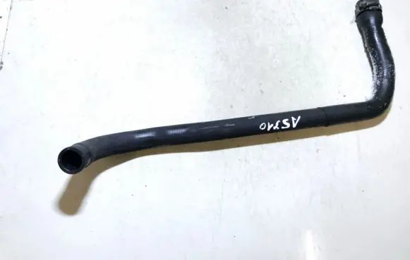Mercedes-Benz C W202 Engine coolant pipe/hose