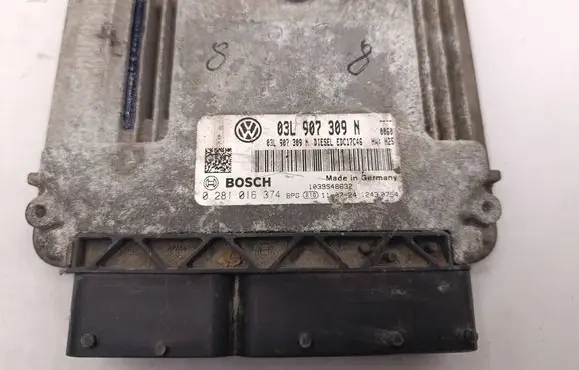 Volkswagen PASSAT B6 Engine control unit/module 03L907309N 0281016374