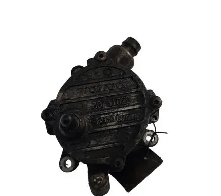 Volvo V70 Vacuum pump 30731825