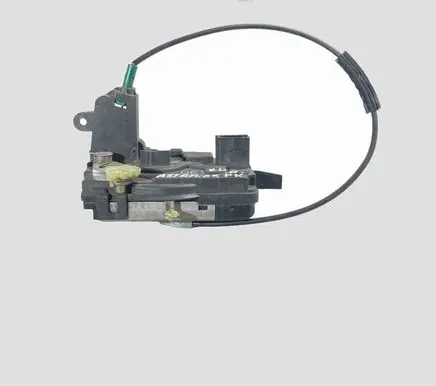 Opel Astra H Front door lock 13210748