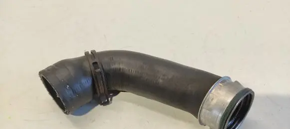 Volkswagen Polo Air intake hose/pipe