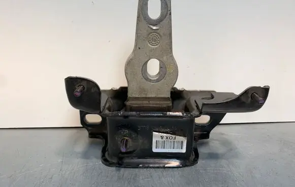 Ford B-MAX Gearbox mount 8V517M121AE