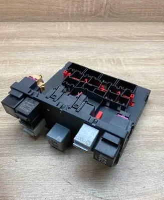 Volkswagen PASSAT B6 Comfort/convenience module 3C0937049J S1301