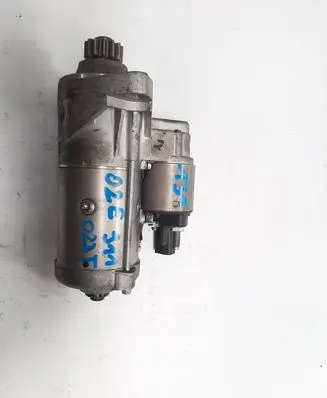 Volkswagen PASSAT B8 Starter motor 02E911023T
