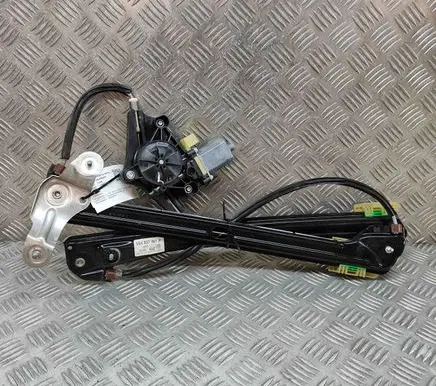 Volkswagen Golf VII Front door electric window regulator 5Q0959801B 5G4837461H