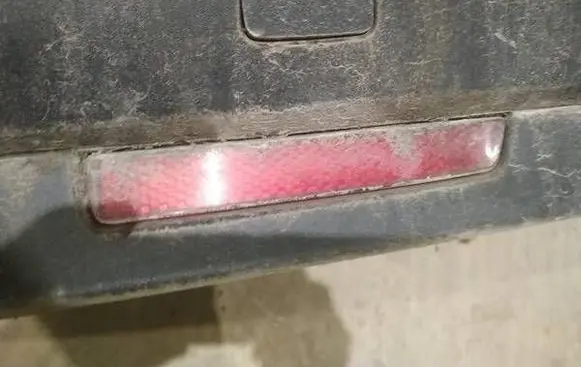 Rear tail light reflector