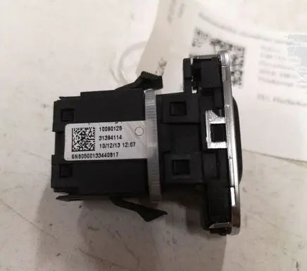 Volvo V40 Engine start stop button switch 10090125 31394114