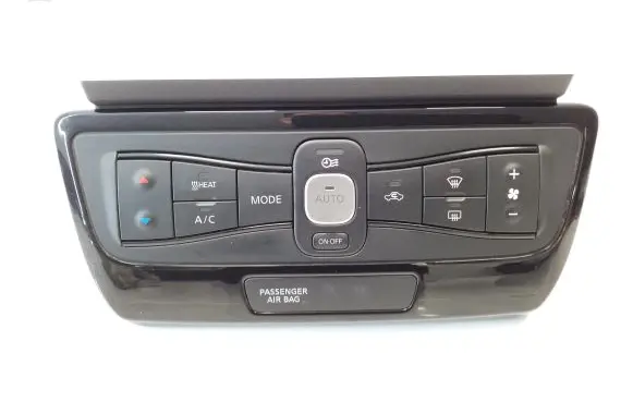 Nissan Leaf II (ZE1) Climate control unit 275005SE0A