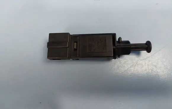 Clutch pedal sensor