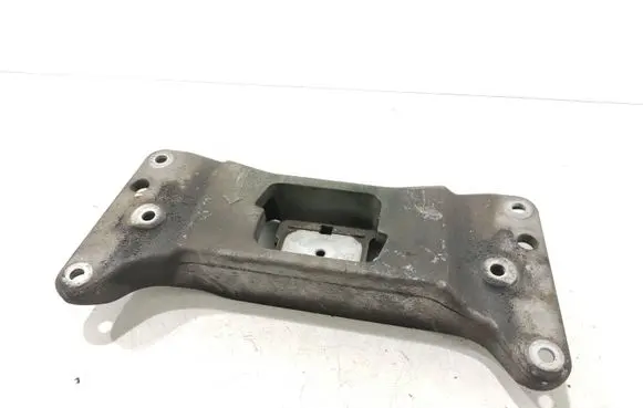 BMW 5 GT F07 Gearbox mounting bracket 6777613 AC46000