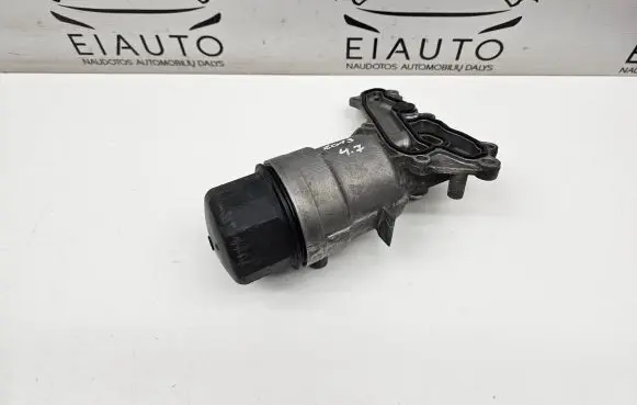 Mercedes-Benz GL X166 Oil filter mounting bracket A2781800410