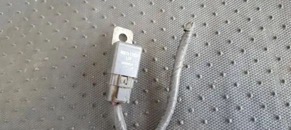 Mitsubishi Galant Other relay MB261260 653D6