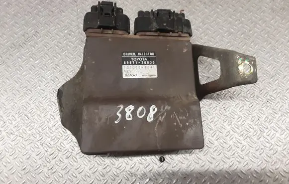 Toyota Avensis Verso Fuel injection control unit/module 898712030 1310001041