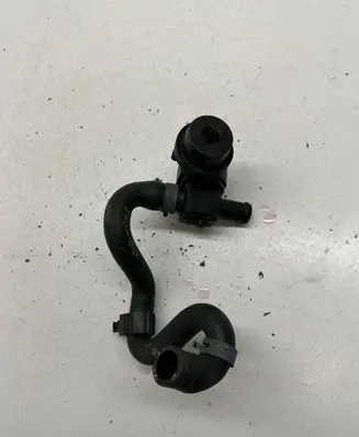 Audi A4 S4 B8 8K Coolant heater control valve 1J0819809 8K0819374