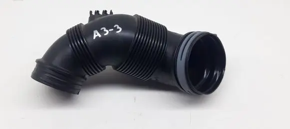 Audi A3 S3 8V Air intake hose/pipe 5Q0129654