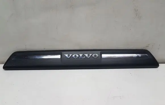 Volvo V40 Front sill trim cover 31265842