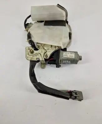 Toyota Previa (XR30, XR40) II Sliding door lock 41231010010