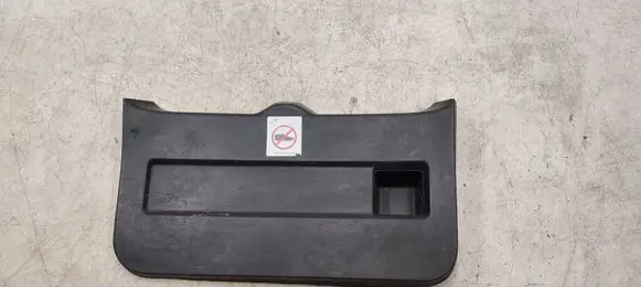 Suzuki Grand Vitara II Tailgate trim 8377165j0