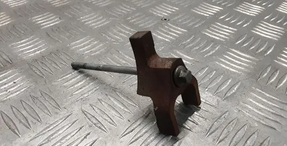 Land Rover Evoque I Fuel Injector clamp holder