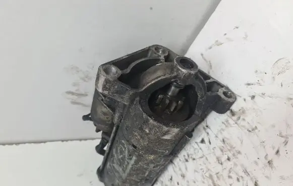Renault Master II Starter motor 8200130624 19F10458AP