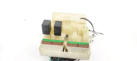 Mitsubishi Carisma Fuse box set