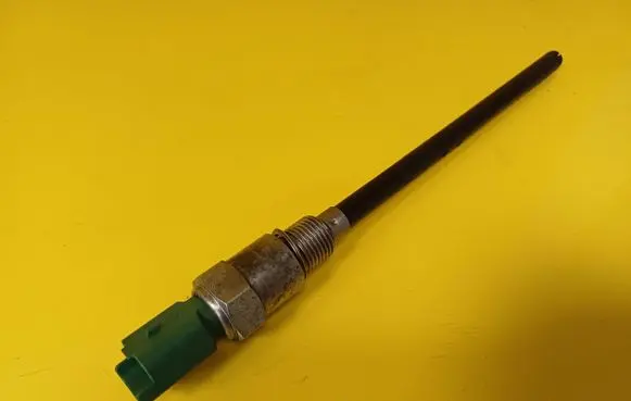 Citroen C2 Oil level sensor 96546136