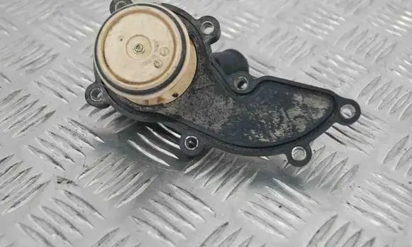 Audi A4 S4 B7 8E 8H Thermostat 06E121111D