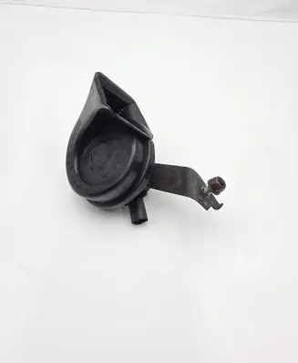 BMW 3 E46 Horn signal 8379711