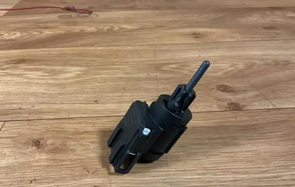 Audi A4 S4 B7 8E 8H Brake pedal sensor switch 3B0945511C 19322010 00839