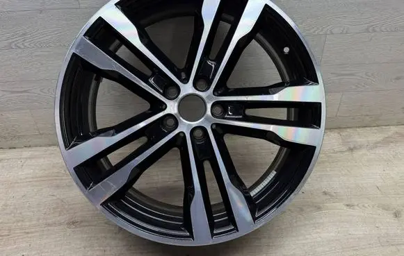 BMW i3 R20 alloy rim 6852081