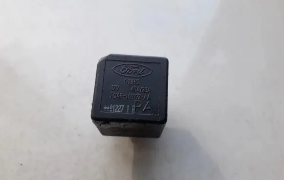 Ford Mondeo Mk III Other relay f0ab14b192aa f0ab-14b192-aa