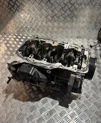 Audi A5 Engine block 04E103023BD