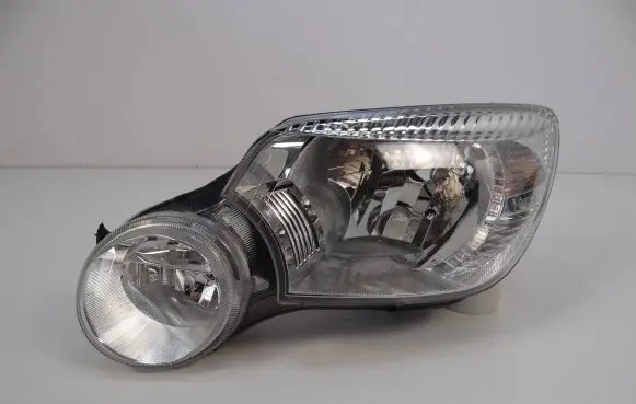 Skoda Yeti (5L) Headlight/headlamp 5L1941015A 030124832100