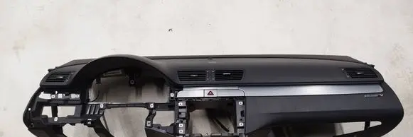 Volkswagen PASSAT B6 Dashboard 3c1857004