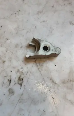 Audi Q7 4M Fuel Injector clamp holder 059216