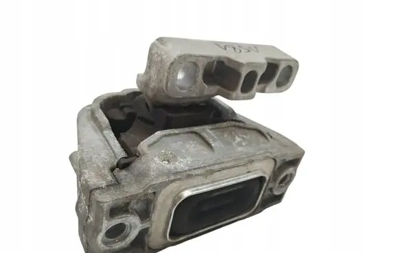 Volkswagen PASSAT B8 Other engine bay part 1K0199262AM