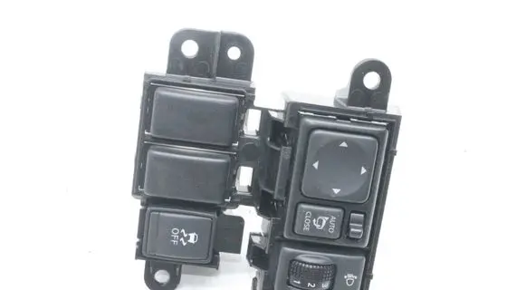 Nissan Juke I F15 A set of switches 
