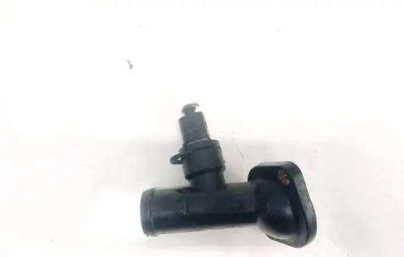Volkswagen Caddy Engine coolant pipe/hose 03g121121d