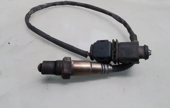 Volkswagen Golf V Lambda probe sensor 0281004042